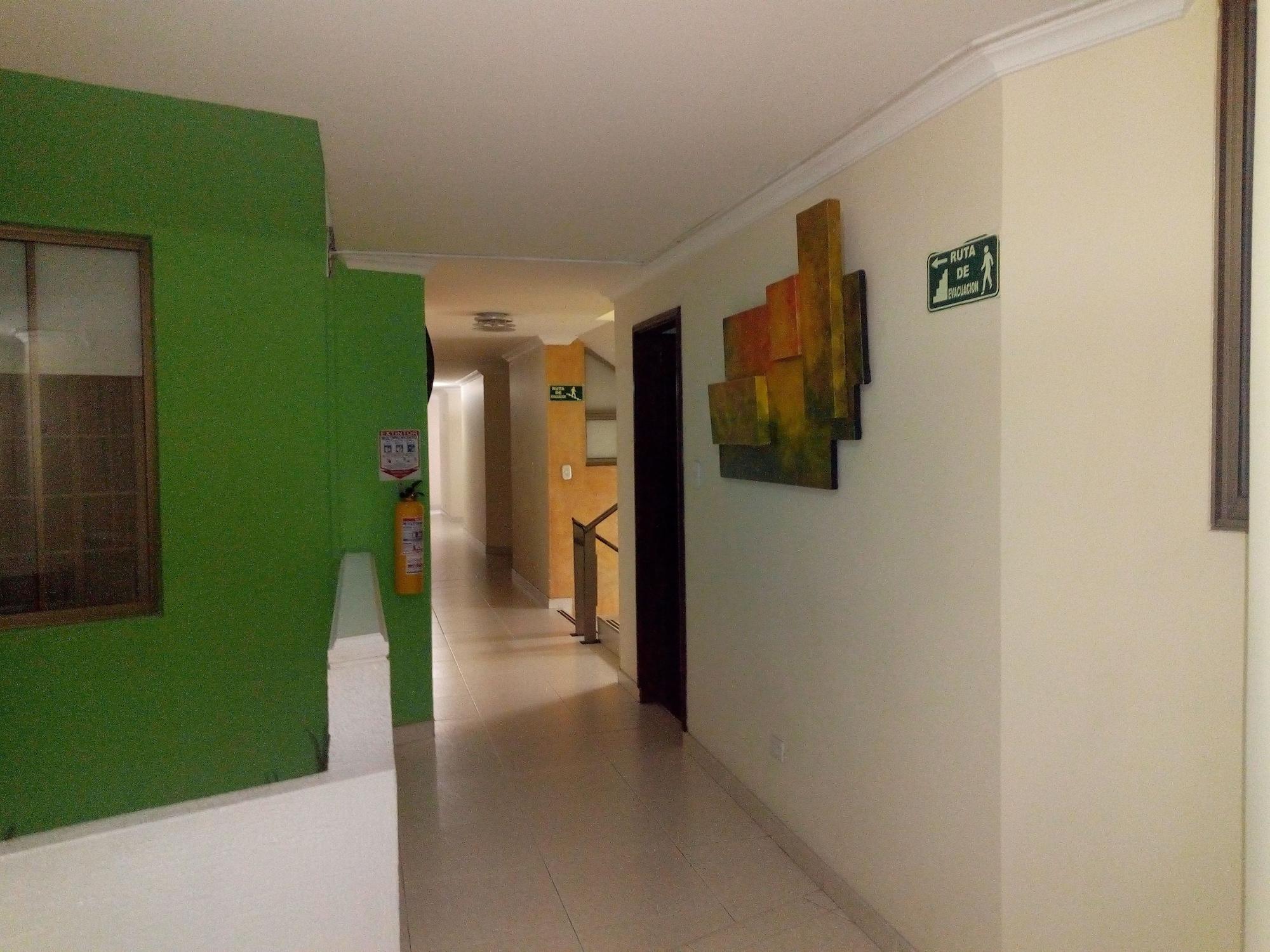 Hotel Ayenda Normandy ボゴタ エクステリア 写真